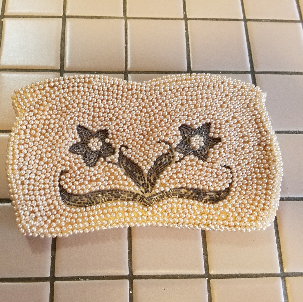 Vintage seed pearl clutch style purse